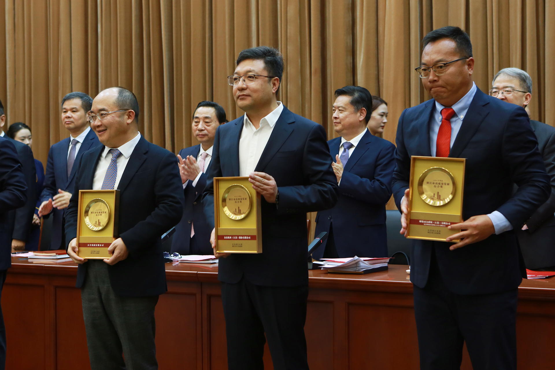 6390961798261965506498800